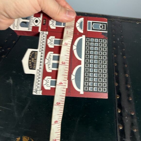 The Cats Meow 1990 Series Vll Town Hall and engine House - Picture 5 of 5